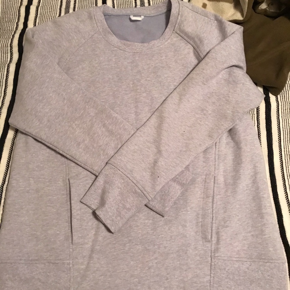 Lululemon crew neck